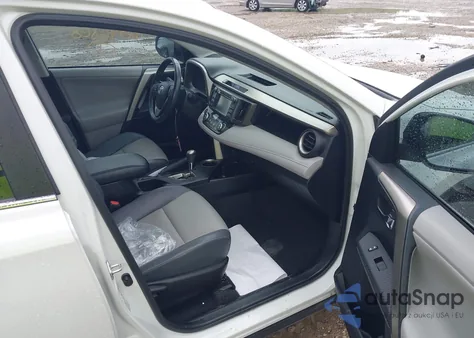 2013 Toyota Rav4 Limited z USA, uszkodzony, nr VIN 2T3DFREV8DW108943